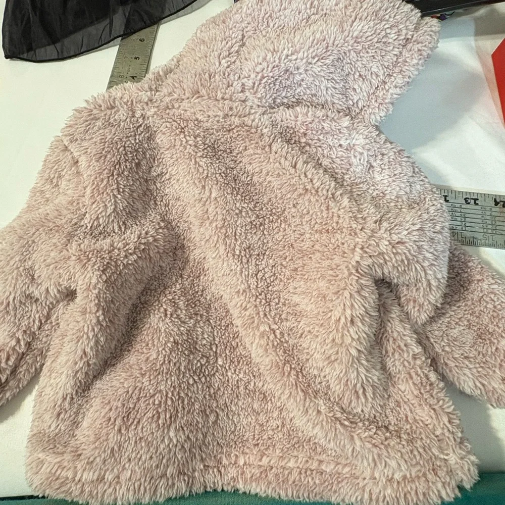 Eddie Bauer Baby Girl 6/9 month Sherpa Plush Hooded Full zip Jacket w/bear ears‎